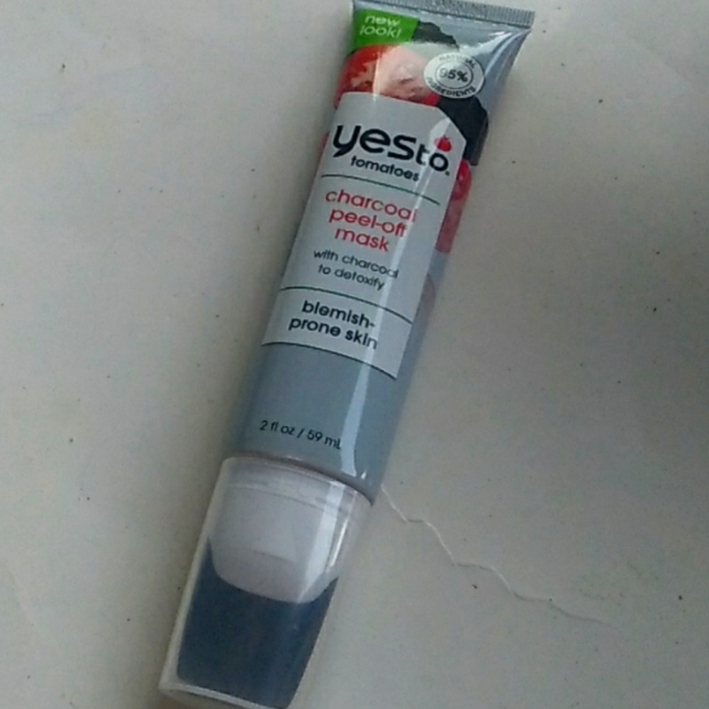 YES TO TOMATOES CHARCOAL PEEL-OFF MASK
